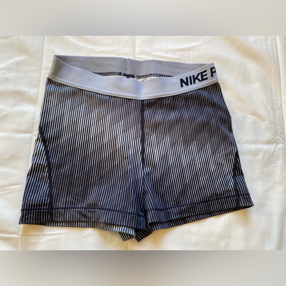 NIKE PRO 3-in Spandex